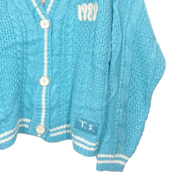 Taylor Swift 1989 Cardigan Sweater Blue New - Picture 3 of 7